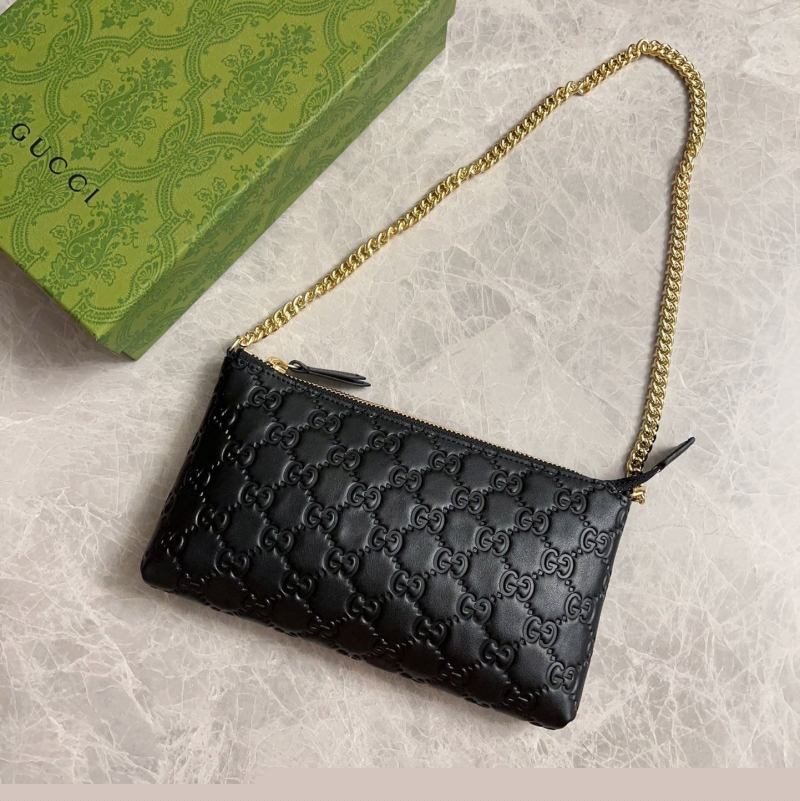 G*u*i wallets & purse